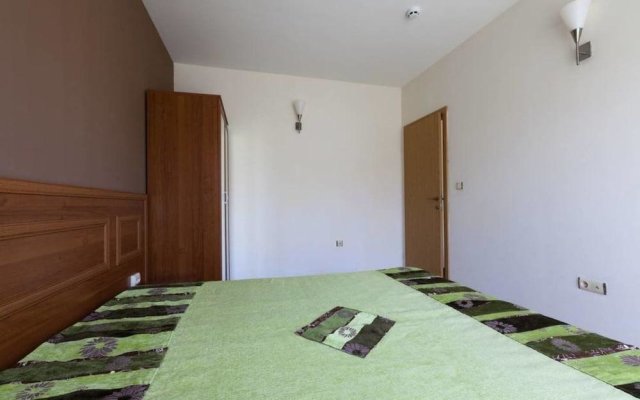One Bedroom Apartment with Large Balcony