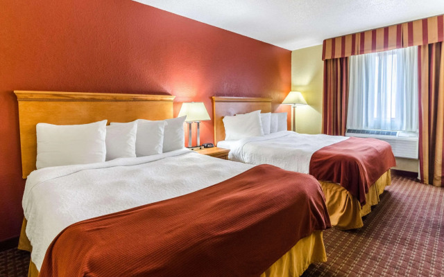 Rodeway Inn & Suites Jacksonville near Camp Lejeune