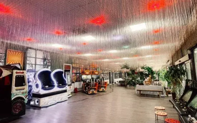 Hidden Dolphin Bay Hotel Beijing