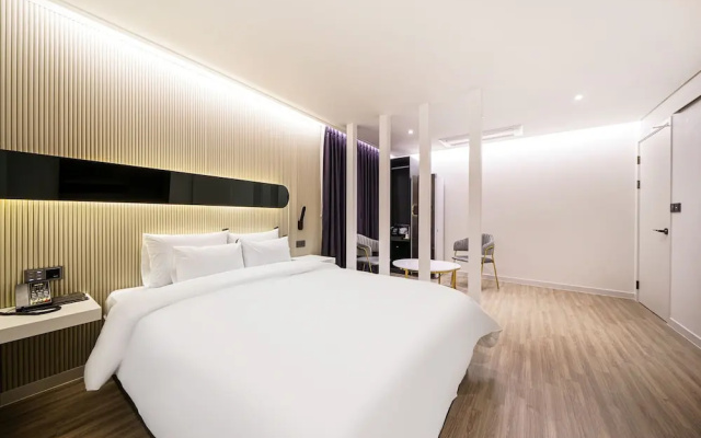 Brown Dot Hotel Pungam