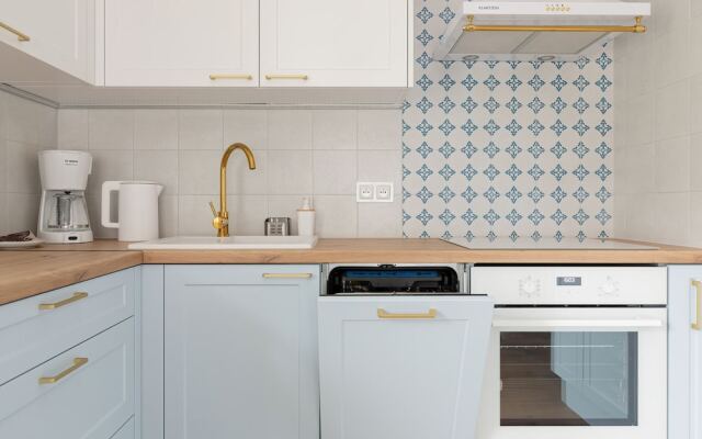 Amber Estate II by Renters