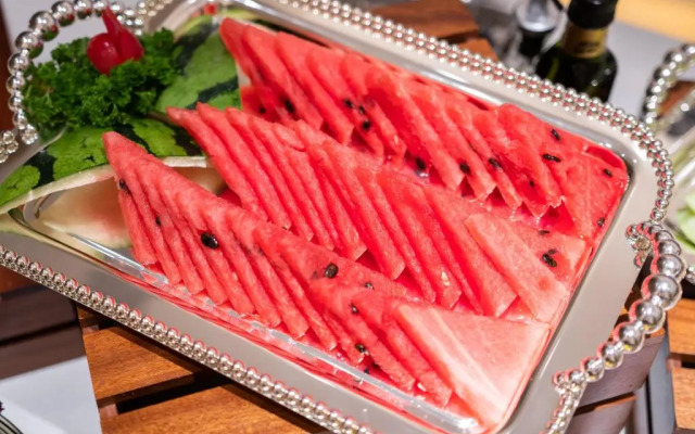 SKYBIRD Hotel (Shanghai International Resort - Chuansha Metro Station Store)