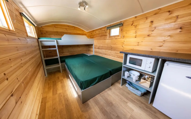 Orchard Hideaways