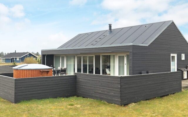 8 Person Holiday Home in Brovst-by Traum