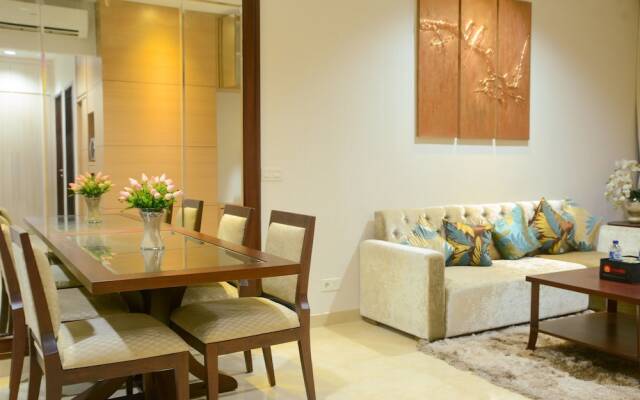 Elegant Four Winds Apartment with Infinity Pool Facility