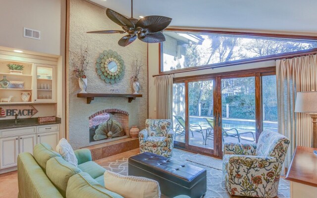 6 Cat Boat Holiday Home