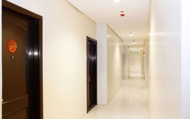 OYO 133 Jazzy James Country Hotel 2