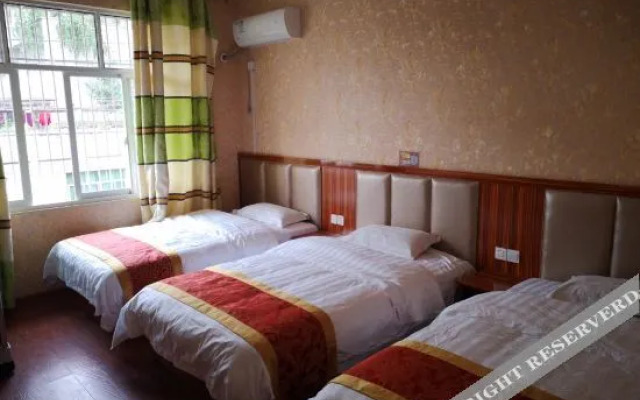 Chongzhou Shuangxin Hotel