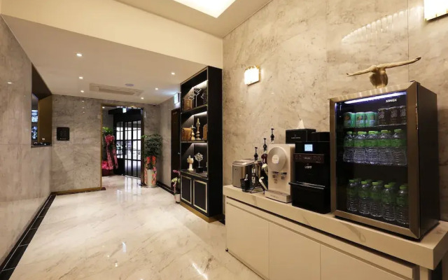 M Hotel