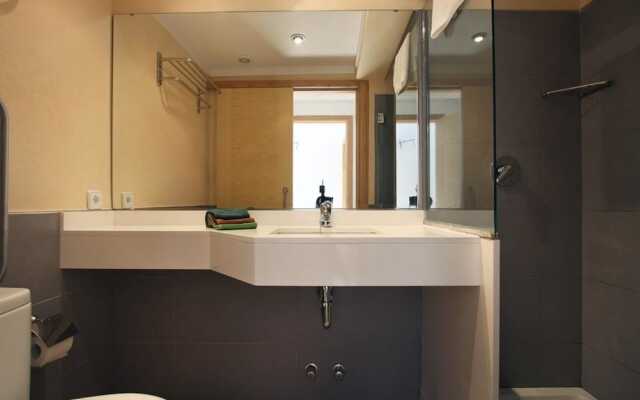 Villa - 4 Bedrooms with Pool and WiFi - 103196