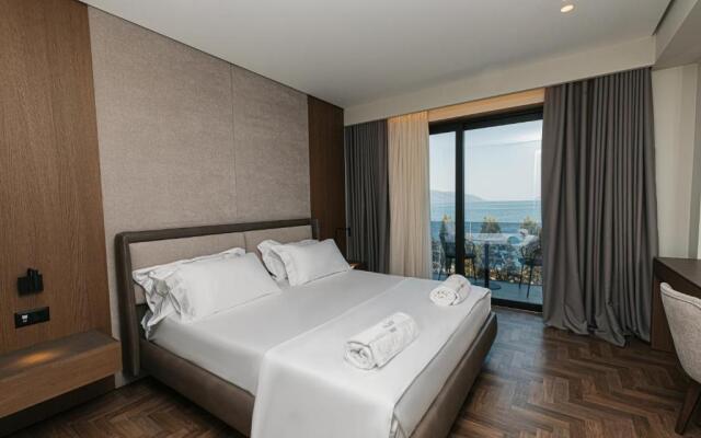 Mazarine Hotel