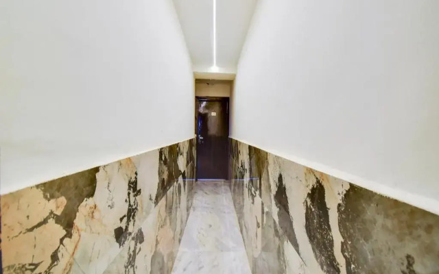 Hotel Double R