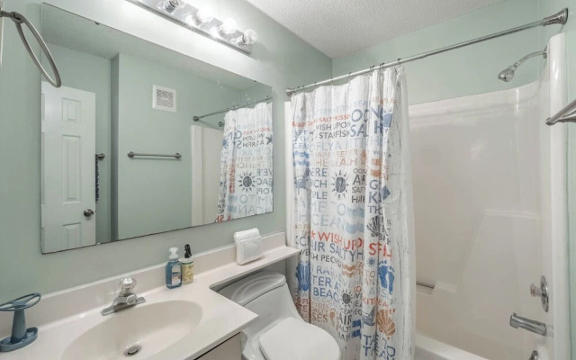 Sand Pebbles by Carolina Retreats