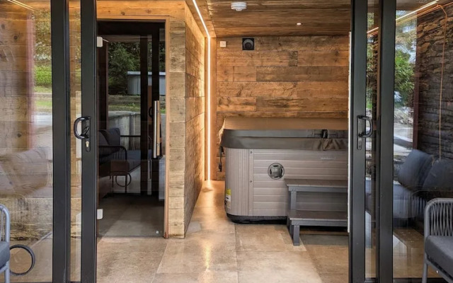 The Hideaway at Higher Longtail