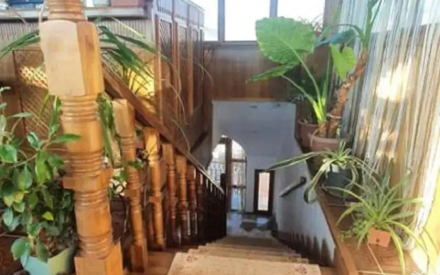 Kristall Hotel