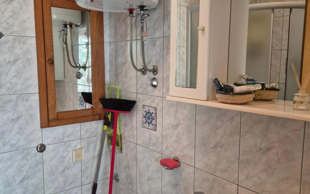 Lovely 2-bedroom apartment in Novi Vinodolski