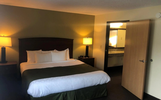 Cobblestone Hotel & Suites – Wisconsin Rapids