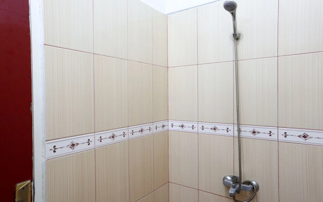Hotel Almadinah Syariah by OYO Rooms
