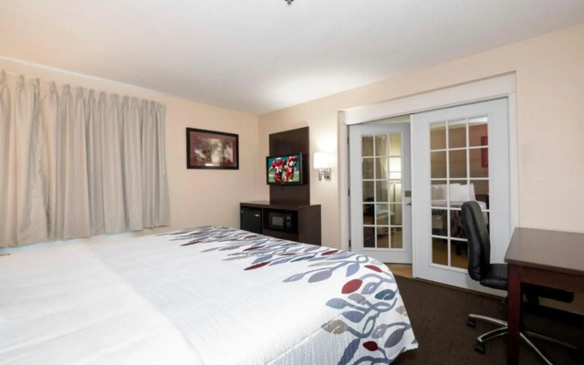 Red Roof Inn PLUS+ Phoenix West
