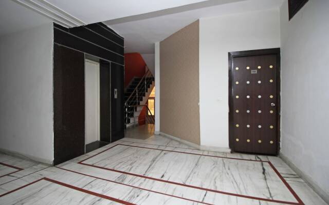 City Hotel and Suites Agra