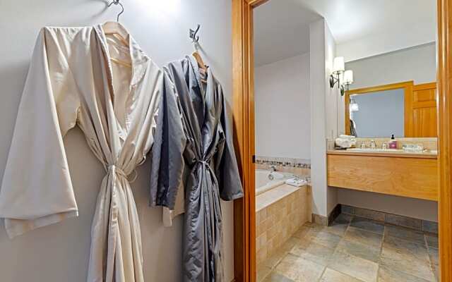 Solstice Suites