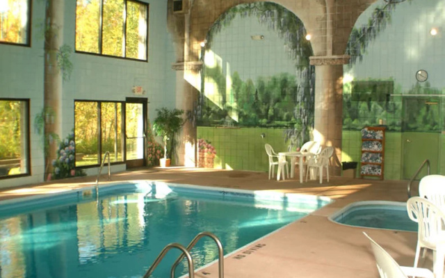 Baymont Inn & Suites New Buffalo