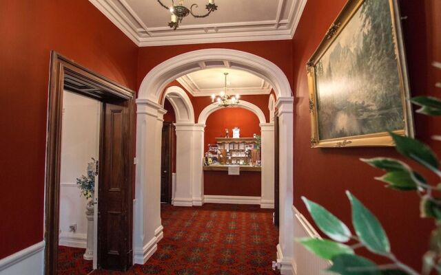 Elim Bank Guest House
