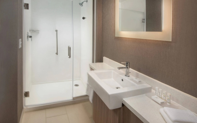 SpringHill Suites by Marriott Frederick