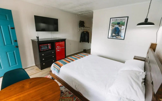 Route 19 Inn