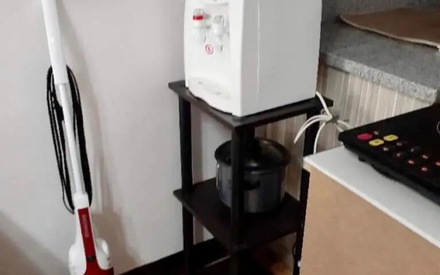 Estien’s cozy condo to stay with kitchen