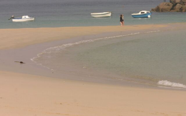 Luxurious Holiday Home in Sibiril Near Beach