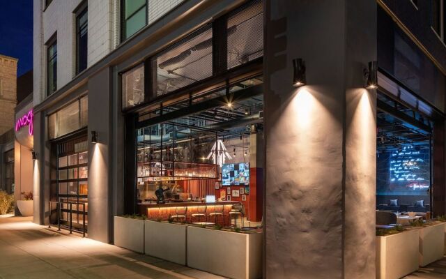 Moxy Oakland Downtown, A Marriott Hotel