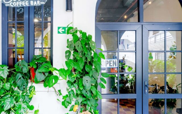 w Beautiful Loft in Santa Ana