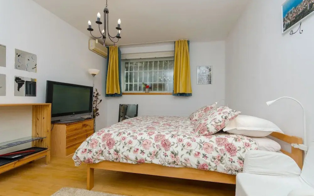 Apartment Z4