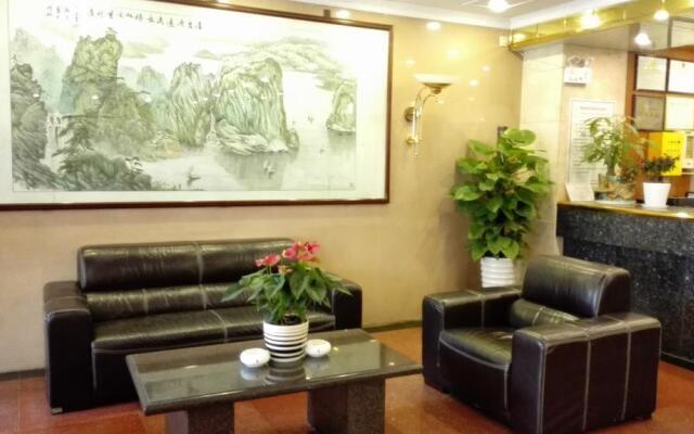 Zhenxing Hotel