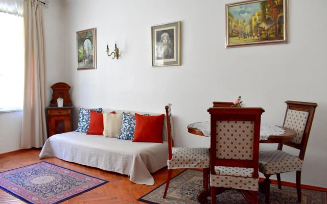 Old Town Konviktská - Bohemian Residence