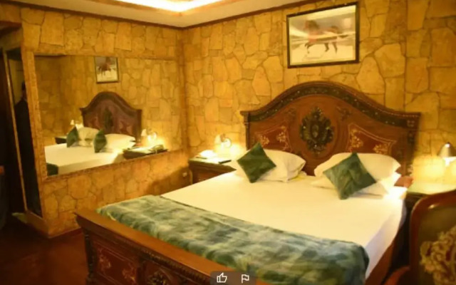 Hotel Galaxy