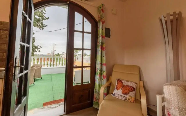 Bungalow Next TO THE Beach IN Malia