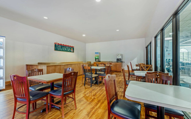 Atlantis Family Waterpark Hotel, an Ascend Collection Hotel