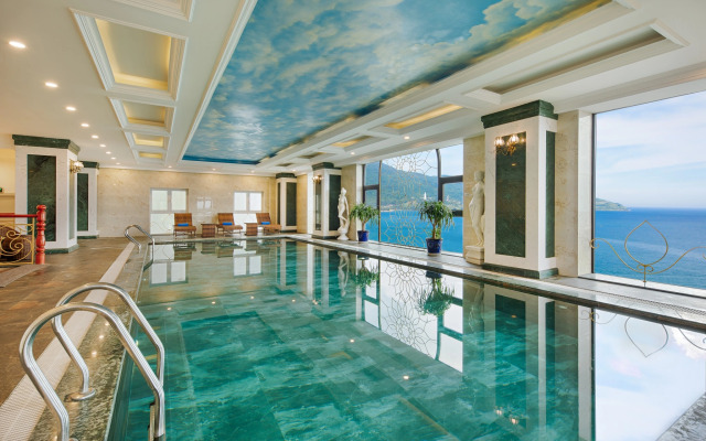 Eden Hotel
