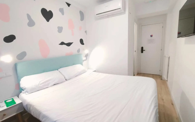 Hostal Carmen by gaiarooms