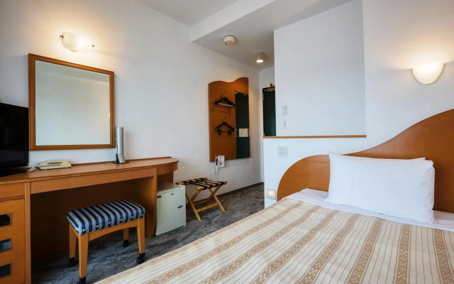 Naha Beach Side Hotel