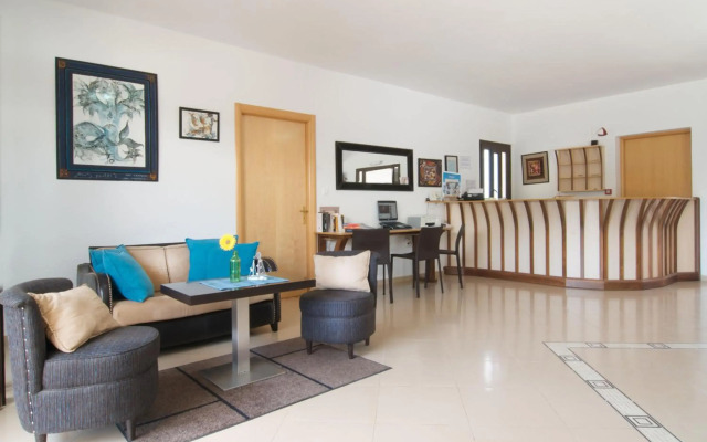 Miraluna Hotel