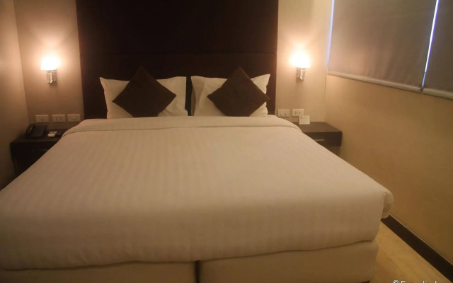 F1 Suites at Fort Palm Spring