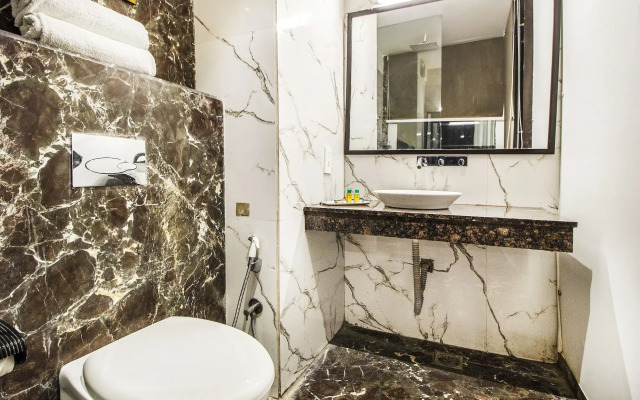 Hotel Orbion Mall Road