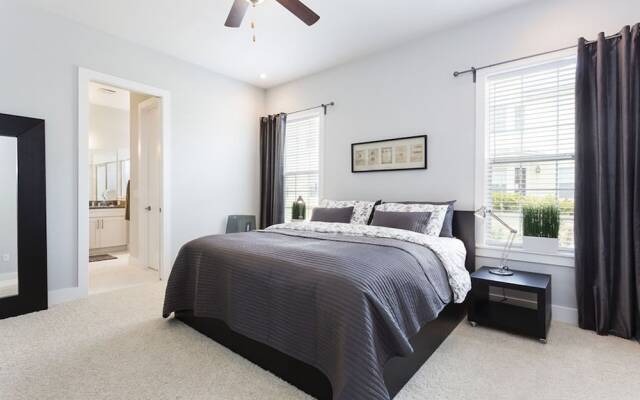 W216 - 5 Bedroom Luxury Villa Near Disney