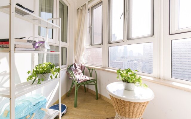 N2haus People Squre 3 bedrooms