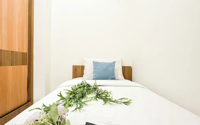 Minimalist Scandinavian Touch 2Br Apartment At Podomoro Golf View – Guest Rooms – Depok