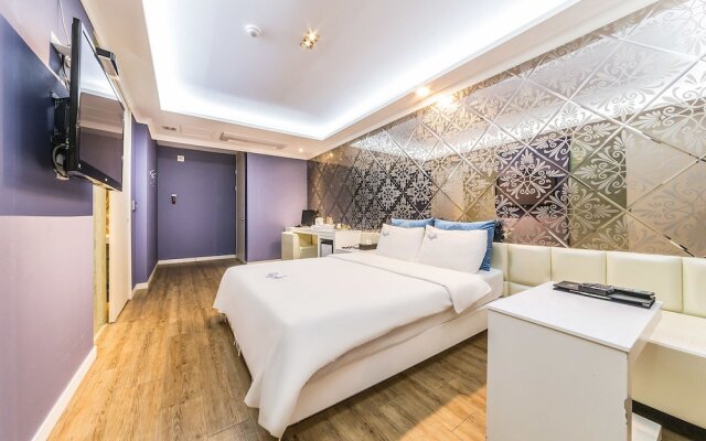 Danube Hotel