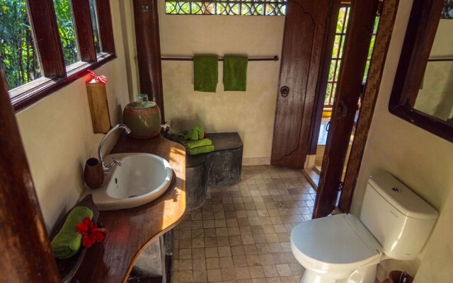 Sarinbuana Eco Lodge
